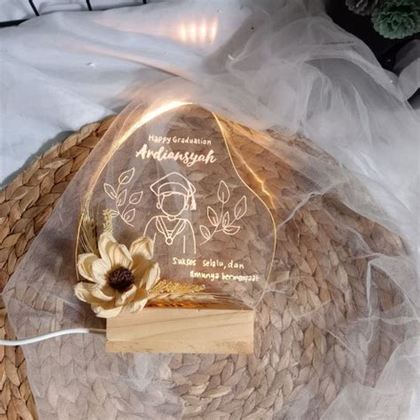 Jual Akrilik Kaligrafi Acrylic Calligraphy Kado Ulang Tahun Wisuda
