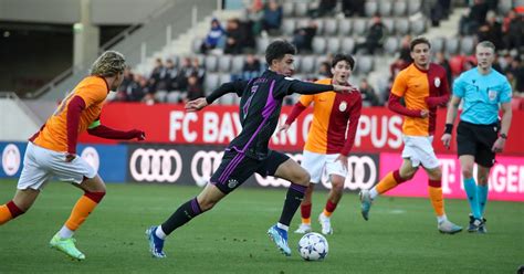 Das Spiel In Voller L Nge Fc Bayern U Galatasaray Istanbul U