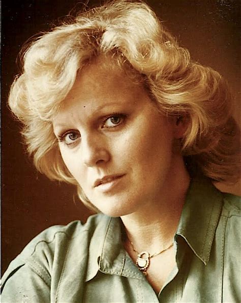 katia ricciarelli qui  scheda  tante belle foto  ieri  oggi