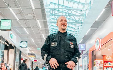 Turvallisuuspalveluiden yhteystiedot | SOL