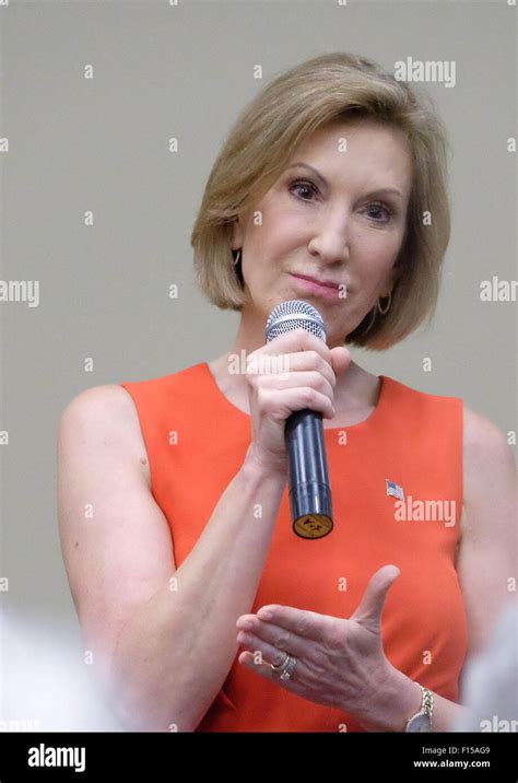 Republican Presidential Candidate Carly Fiorina Campaigns At The Blue