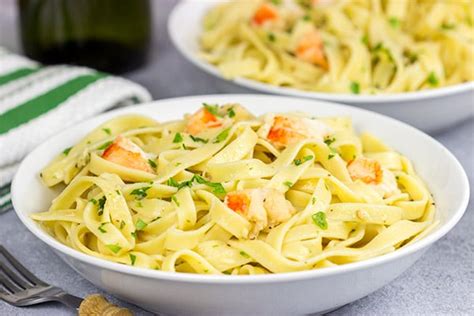 Lobster Linguine With Lemon Garlic Sauce