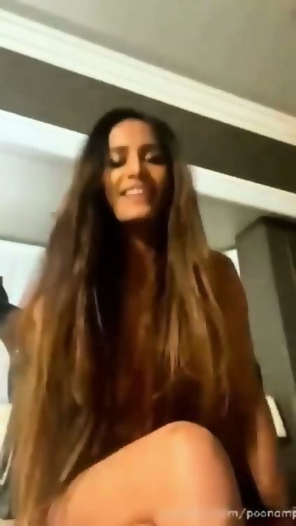 Ponnam Hot Nude Show