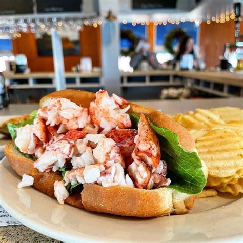 10 Places To Get The Best Lobster Roll In Portland Maine