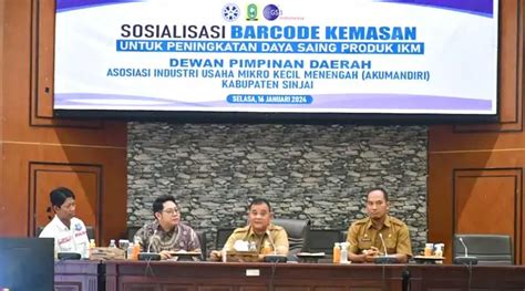 Pj Bupati Puji Komitmen Aiumkm Sinjai Dorong Umkm Naik Kelas Akumandiri