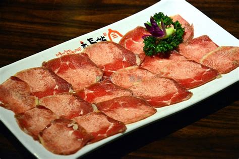 用石板烤肉的韩国料理店 鲜城