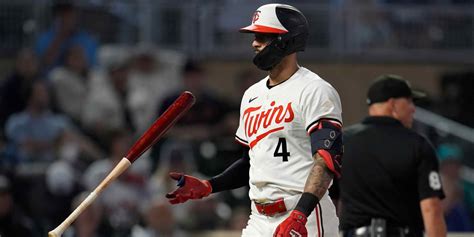 twins offense struggles  loss  marlins