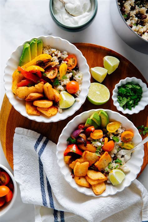 Fajita Veggie And Halloumi Bowls Recipe Cookie And Kate