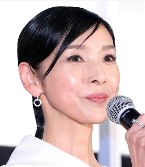 黒木瞳、63歳現在の姿に衝撃「誰かと思いました」「少女にしか見えません」「銀河系1番の」 スポーツ報知