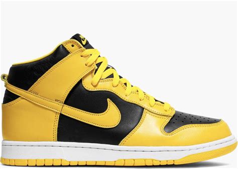 Nike Dunk High Varsity Maize