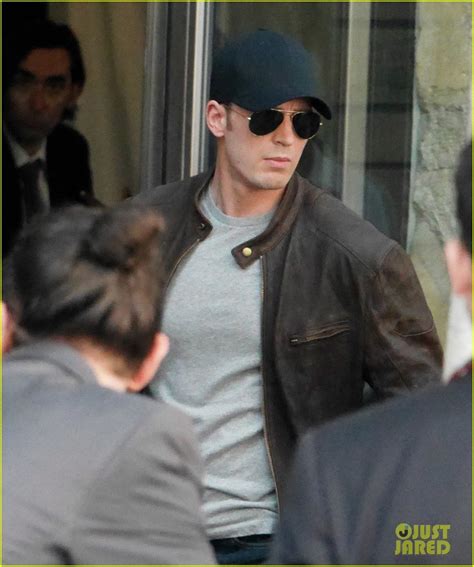 Chris Evans Seen Filming 'Captain America: Civil War' Again in Berlin ...