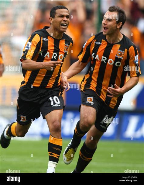 GEOVANNI & RICHARD GARCIA HULL CITY V FULHAM KC STADIUM HULL ENGLAND 16 ...