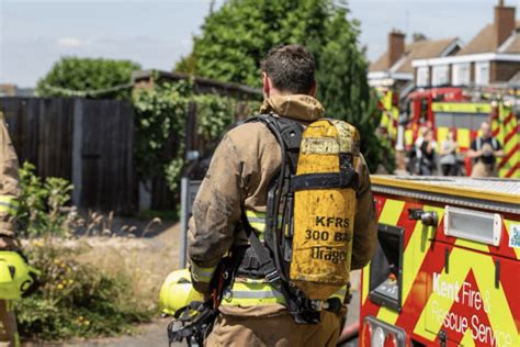 UK News In Pictures UKNIP247 On Twitter Firefighters Quickly