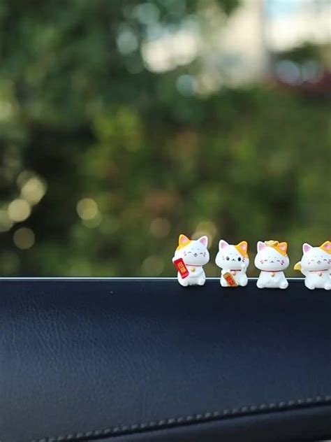 Hot YY Car Decoration Good Luck Cat Car Interior Dashboard Creative Decoration Girl Car