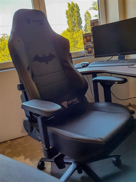 Batman Office Chair / Just Bought Myself A Batman Chair Secretlab ...