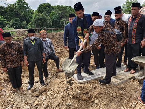 UAS Letakkan Batu Pertama Pembangunan Asrama Dayah Insan Qur Ani Di