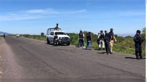 Tiran Cad Veres Baleados En Predio De Cuitzeo La Balanza