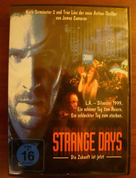 Strange Days VHS Ralph Fiennes Angela Bassett Juliette Lewis Tom