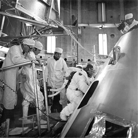 Skylab 4 Crew Training At Ksc S73 34093 6 Aug 1973 Flickr