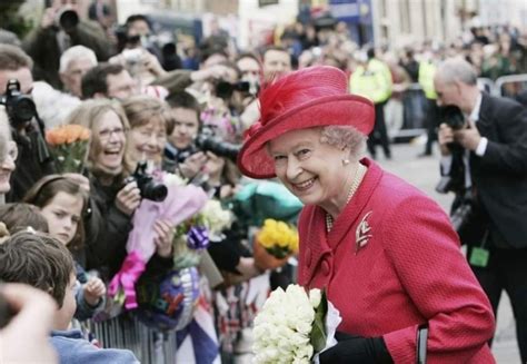 Ratu Elizabeth Ii Wafat Usia Berkuasa Sejak Usia Tahun