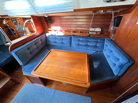 1984 Ericson 35 Mkiii Cruiser For Sale Yachtworld