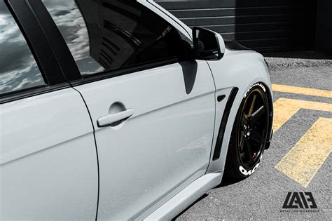 Nardo Grey Mitsubishi Lancer Evolution X