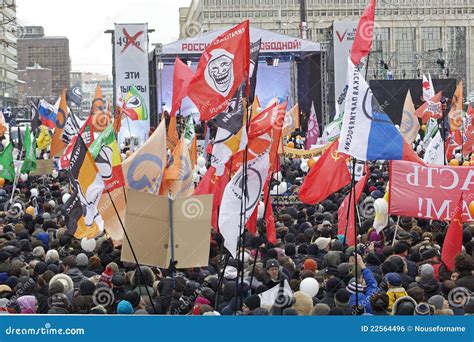 100000 Join Moscow Sakharov Avenue Protest Rally Editorial Photo