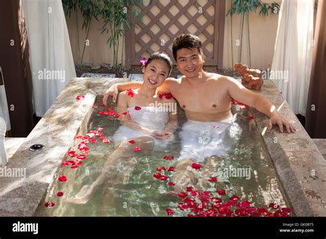 Mature Woman Hot Springs Banque De Photographies Et Dimages Haute R Solution Alamy