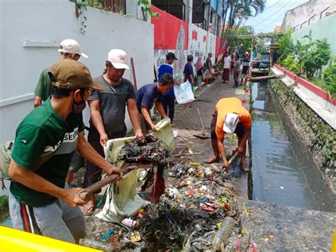 Pasca Didemo Warga Aktivitas Pemotongan Di Pasar Unggas Sepanjang