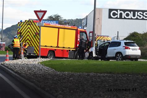 Un blessé dans un accident au rond point de Genebret à Brives Charensac