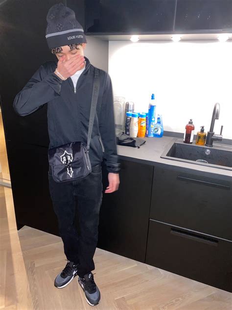 Uk Drip Trapstar Bag Louisvuitton Hat