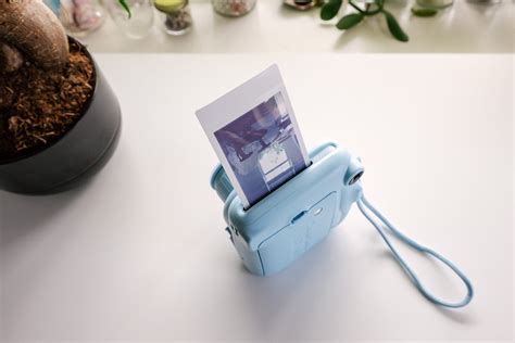 Instax Mini 11 review: A fun party trick | Popular Photography