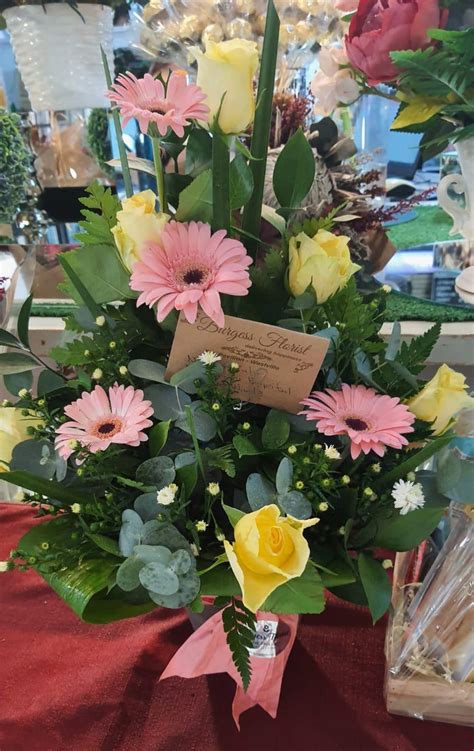 A1 Mixed Flowers In A Ceramic Vase Upright