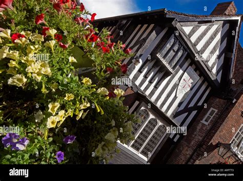 The Royal Oak In Chesterfield Derbyshire Great Britain Stock Photo