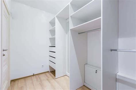 How To Turn A Room Into A Closet In Steps Easy Guide