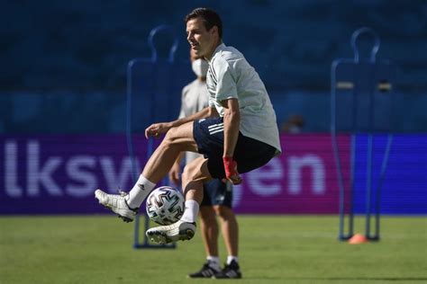 Azpilicueta sets Spain simple aim | News | Official Site | Chelsea ...