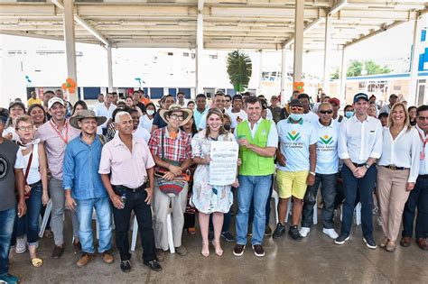 Alcaldesa Virna Johnson Firm Convenio Con El Banco Agrario Para Apoyar