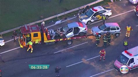 Acidente Deixa Feridos E Interdita Rodovia Dos Bandeirantes Em Sp Bom