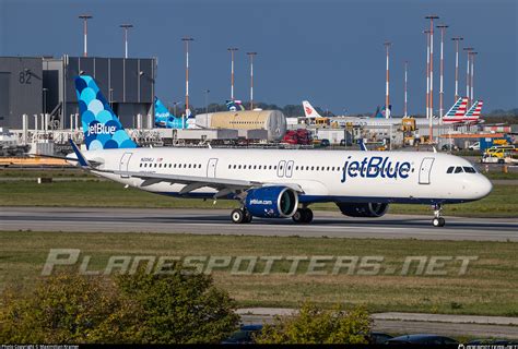 N2016J JetBlue Airbus A321 271NX Photo By Maximilian Kramer ID