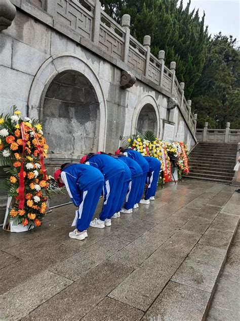 湖南师大附中雨花学校：清明祭英烈，丰碑励青春 未来之星 新湖南