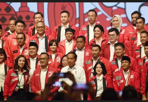 Presiden Jokowi Hadiri Puncak Perayaan Hut Ke Psi Di Djakarta Theater