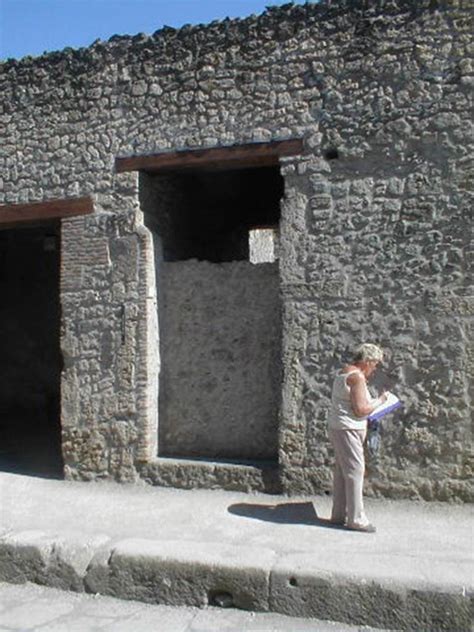 I Pompeii May Entrance Doorway