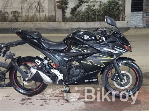 Suzuki Gixxer ABS ALMOST NEW BIKE 2023 For Sale Malibag Bikroy