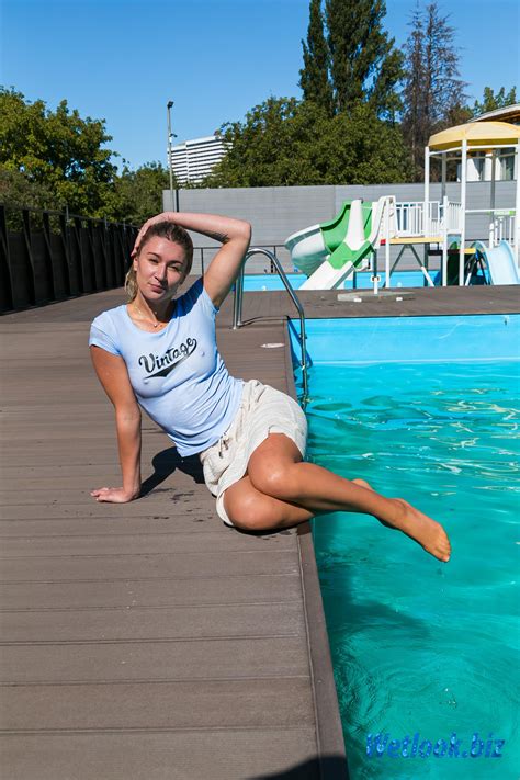 Wetlook Girl In Pool In Pantyhose And Skirt Rwetlookgirls