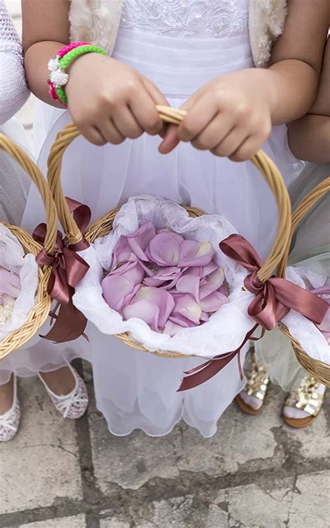 Flower Girl Bouquet Alternative 2022 Guide Diy Ideas