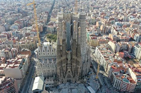 Barcelonas Sagrada Familia Ein Weiterer Turm Nach 140 Jahren Bau