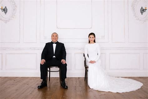 B Entertainment 「極楽とんぼ」山本圭壱＆西野未姫が結婚！31歳差、動画で電撃2ショット発表「笑いの絶えない家庭を」 スポニチ Sponichi Annex 芸能