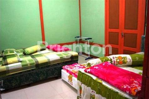 VILLA DI DALAM KEBUN CENGKEH BERKAPASITAS 30 ORANG DI KAWASAN WISATA