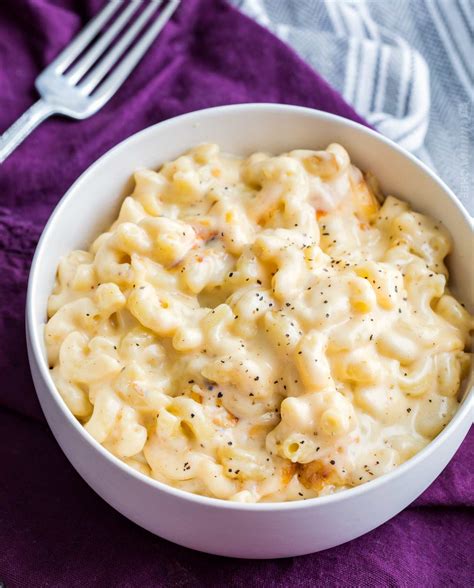 Rich And Creamy Homemade Baked Mac And Cheese Filled With Multiple Layers Of Shredded Cheeses