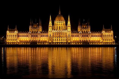 10 Most Beautiful Parliament Buildings